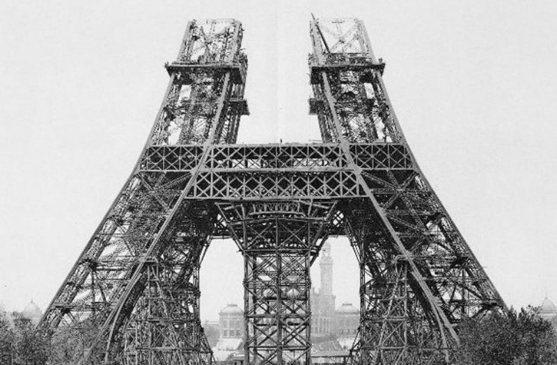 Chiêm bao tháp Eiffel biến mất ẩn chứa nhiều điều không may